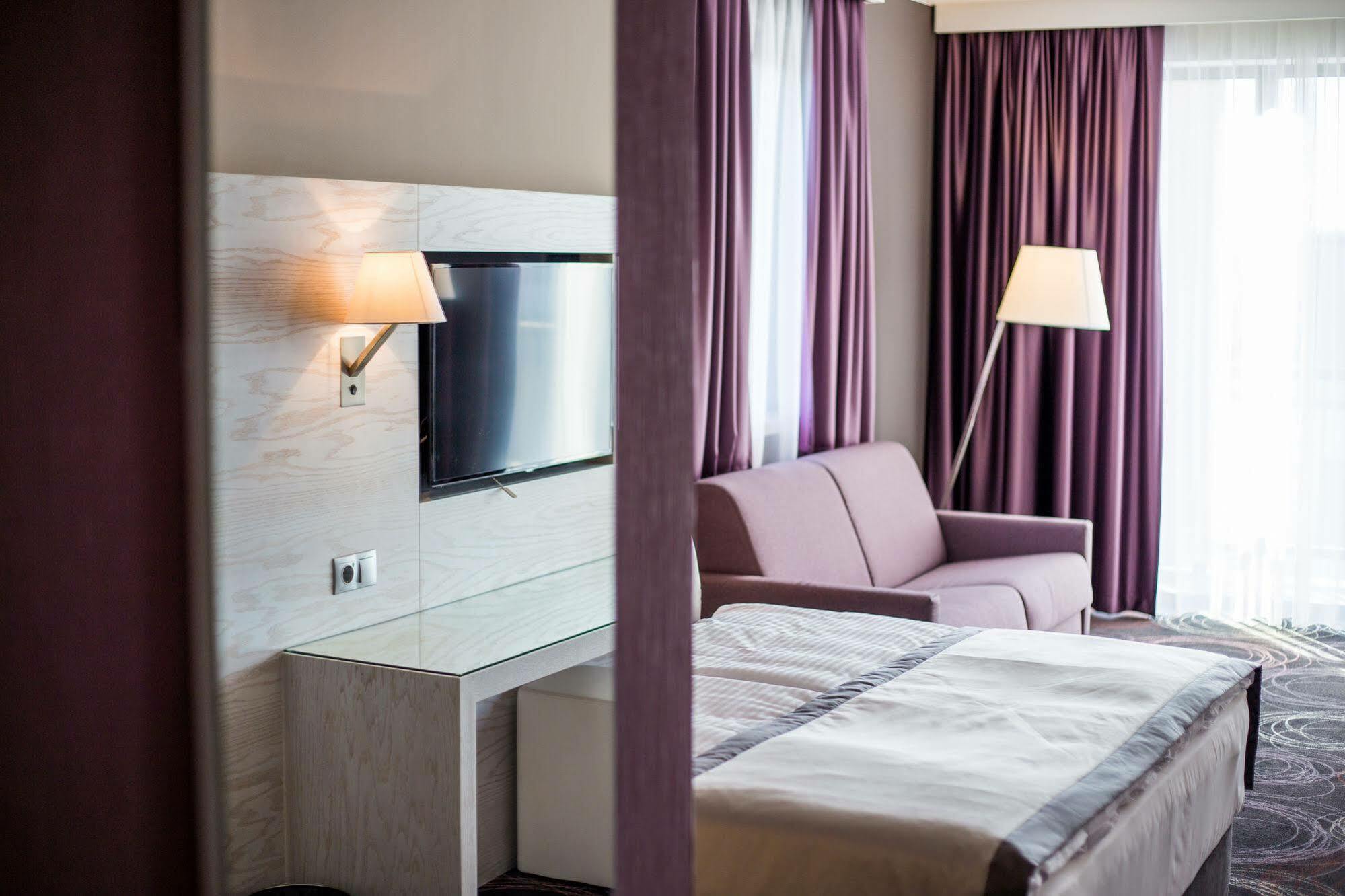 Aura Hotel Adults Only بالاتونفوريد المظهر الخارجي الصورة