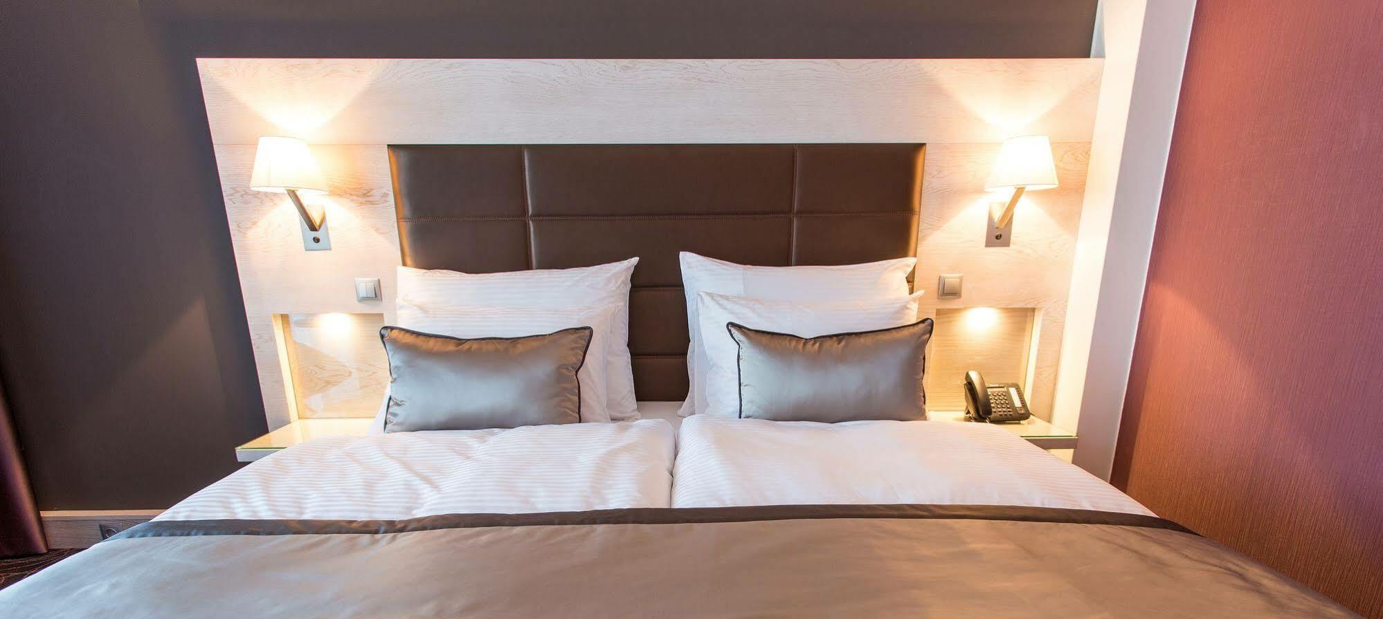 Aura Hotel Adults Only بالاتونفوريد المظهر الخارجي الصورة